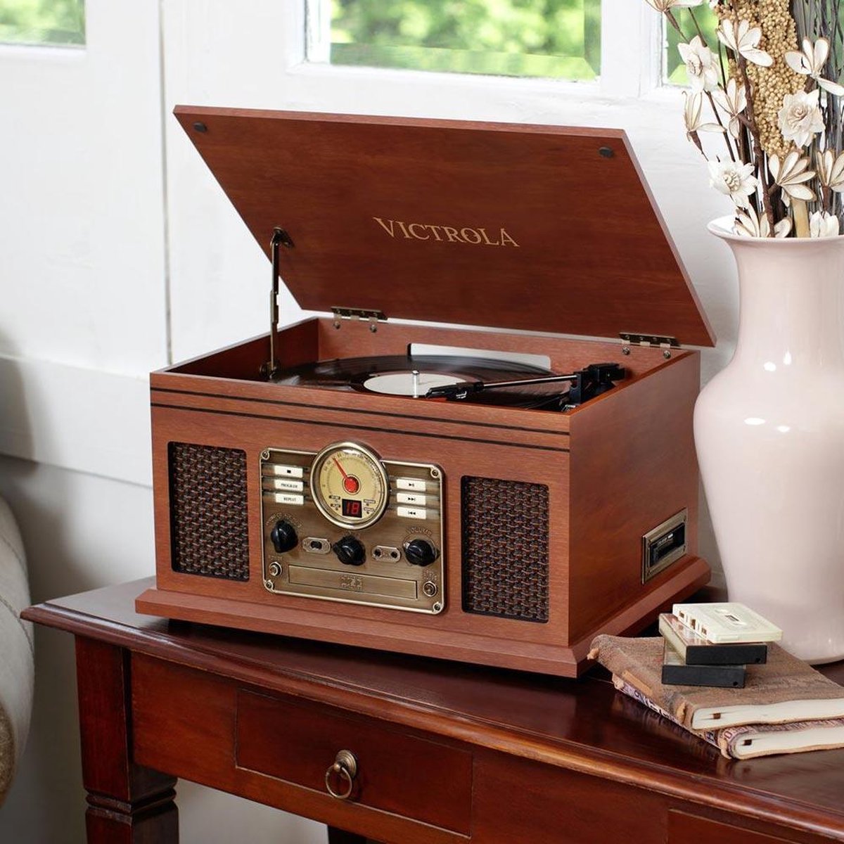 Victrola VTA-200 - Bruin