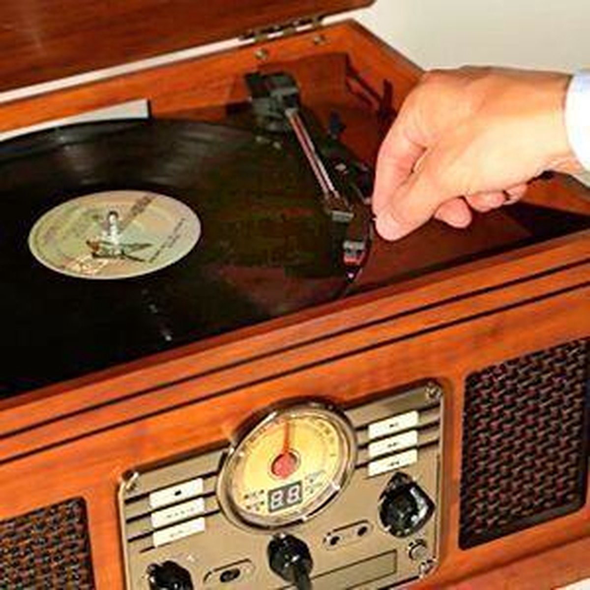 Victrola VTA-200 - Bruin