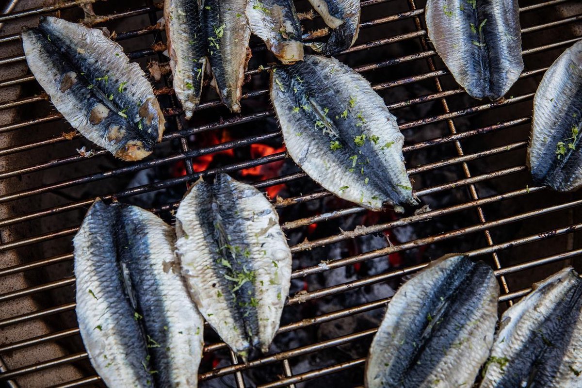 Yakiniku Barbecue Kamado Houtskool 14 Inch Keramiek/rvs - Zwart