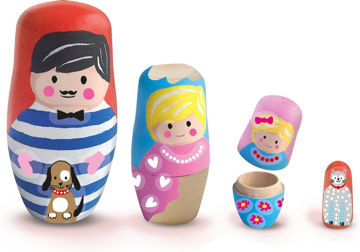 Ses matroesjka's schilderen