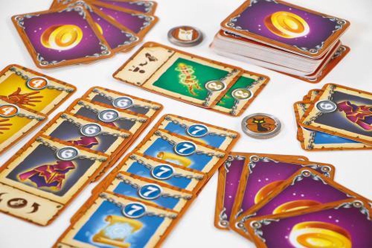 999Games kaarspel De Magische Markt van Cameloot