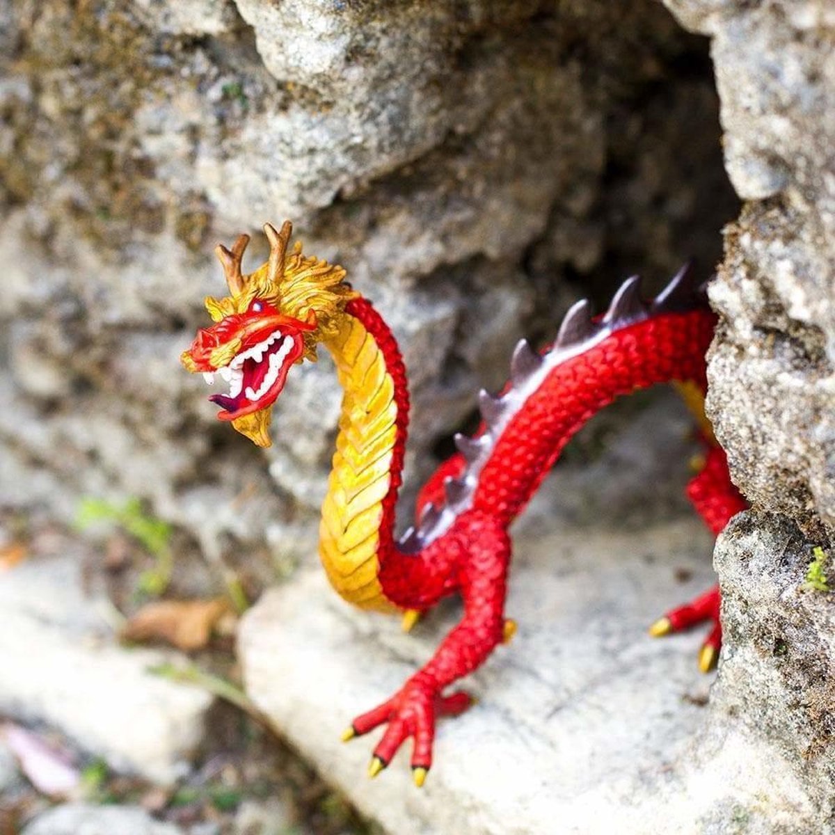 Safari speelfiguur Chinese draak junior 20,5 x 9 cm - Rood