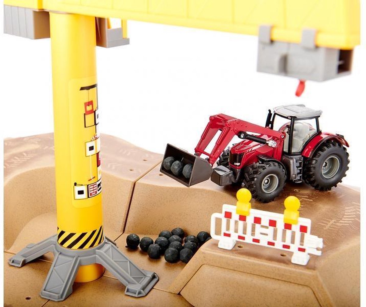 Siku bouwplaats met tractor 54 x 54 cm bruin 9 delig (5701)