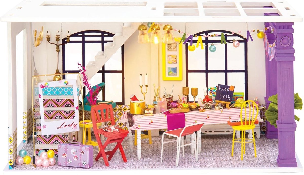 Robotime bouwset poppenhuis DIY Party 23 cm hout/textiel 3 delig