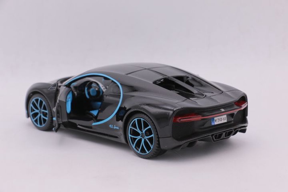 Maisto auto Bugatti Chiron 1:24/ - Zwart