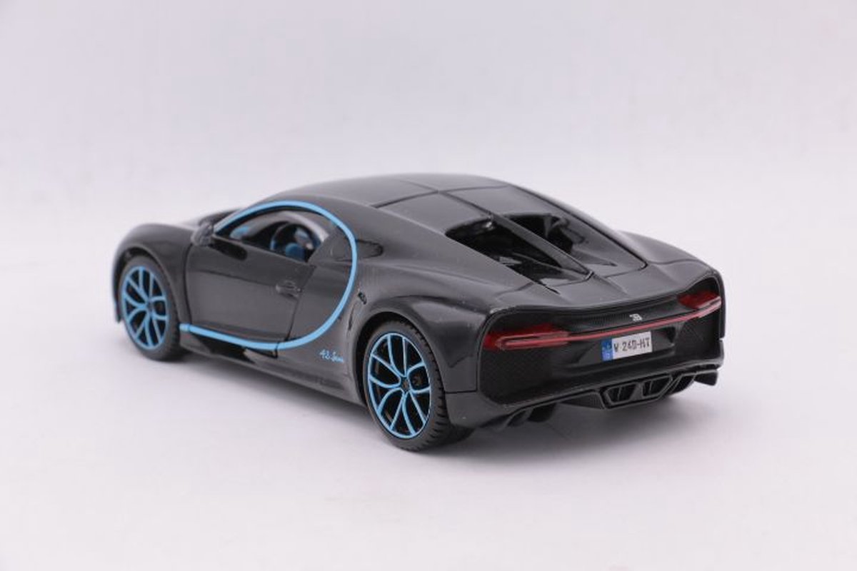 Maisto auto Bugatti Chiron 1:24/ - Zwart