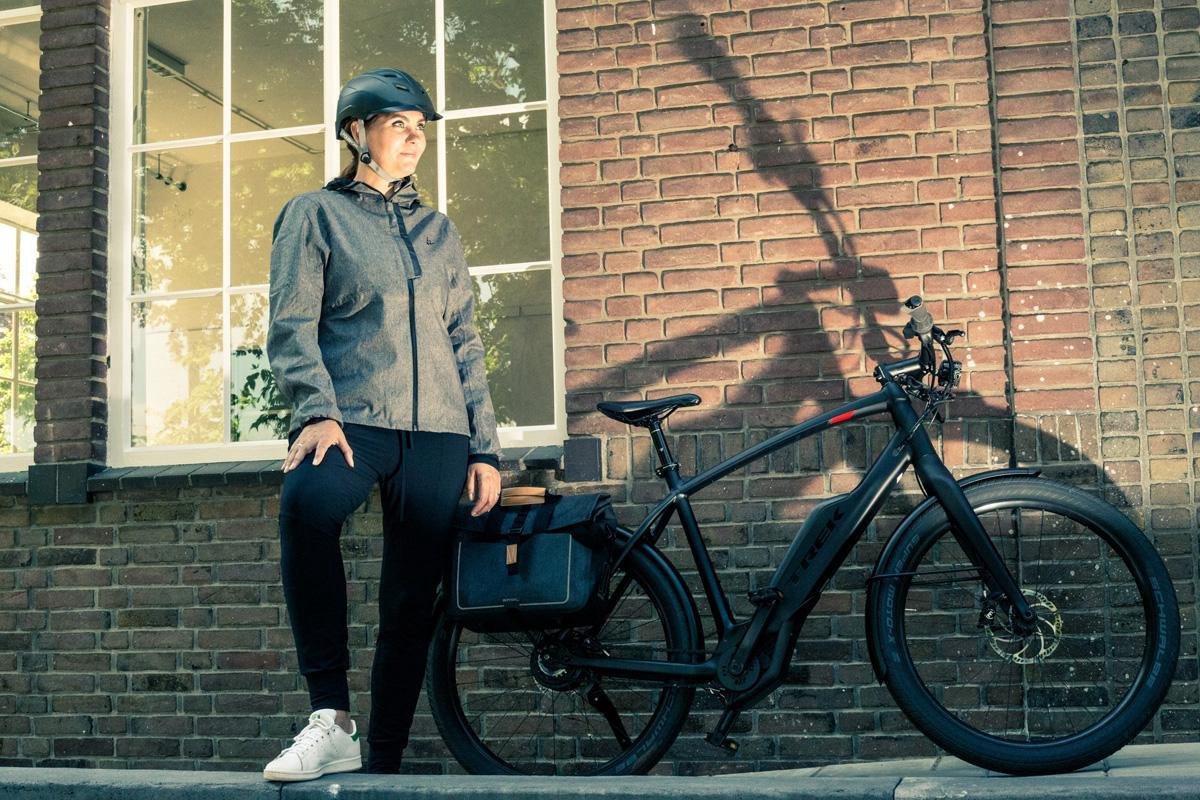 Polisport Fietshelm E'city 350 Gram Abs Mt 58-61 Cm - Zwart