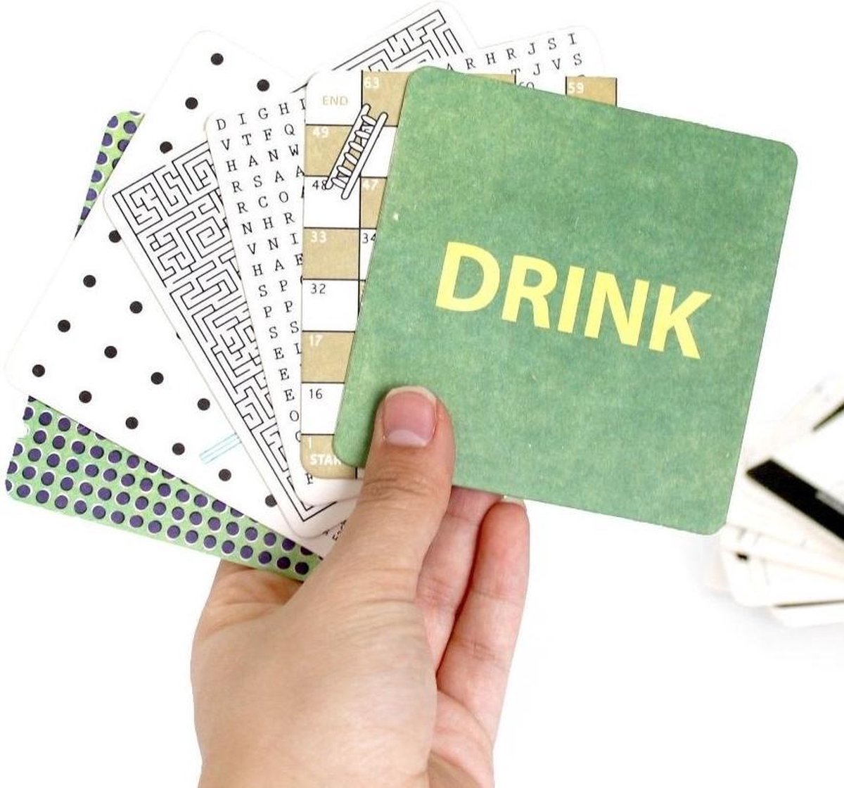 Suck UK bierviltspel 9,2 cm karton wit/zwart 30 delig