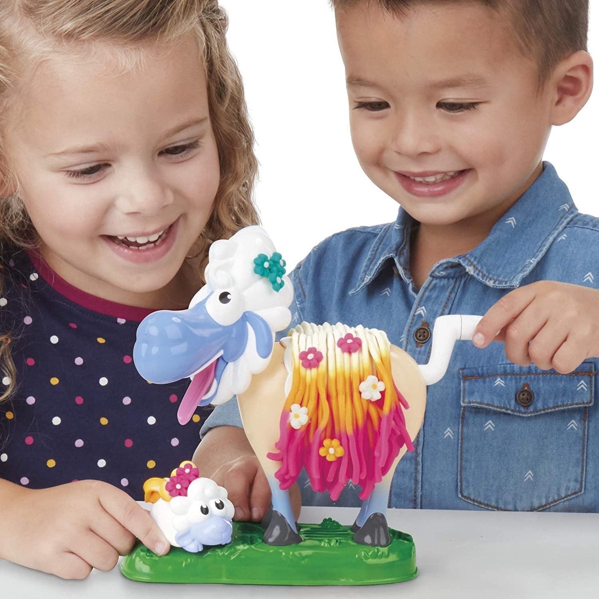 Hasbro Play Doh kleiset schaap Sherrie junior 9 delig