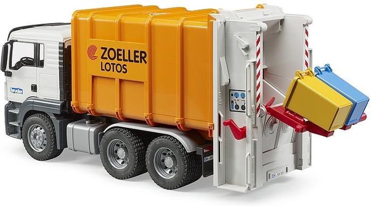 Bruder Man TGS vuilniswagen 1:16 kunststof (03762) - Oranje