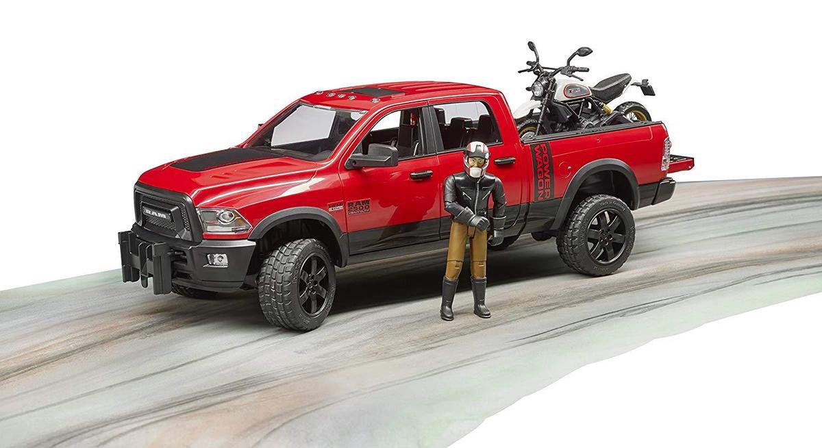 Bruder RAM 2500 Power Wagon met accessoires - Rood
