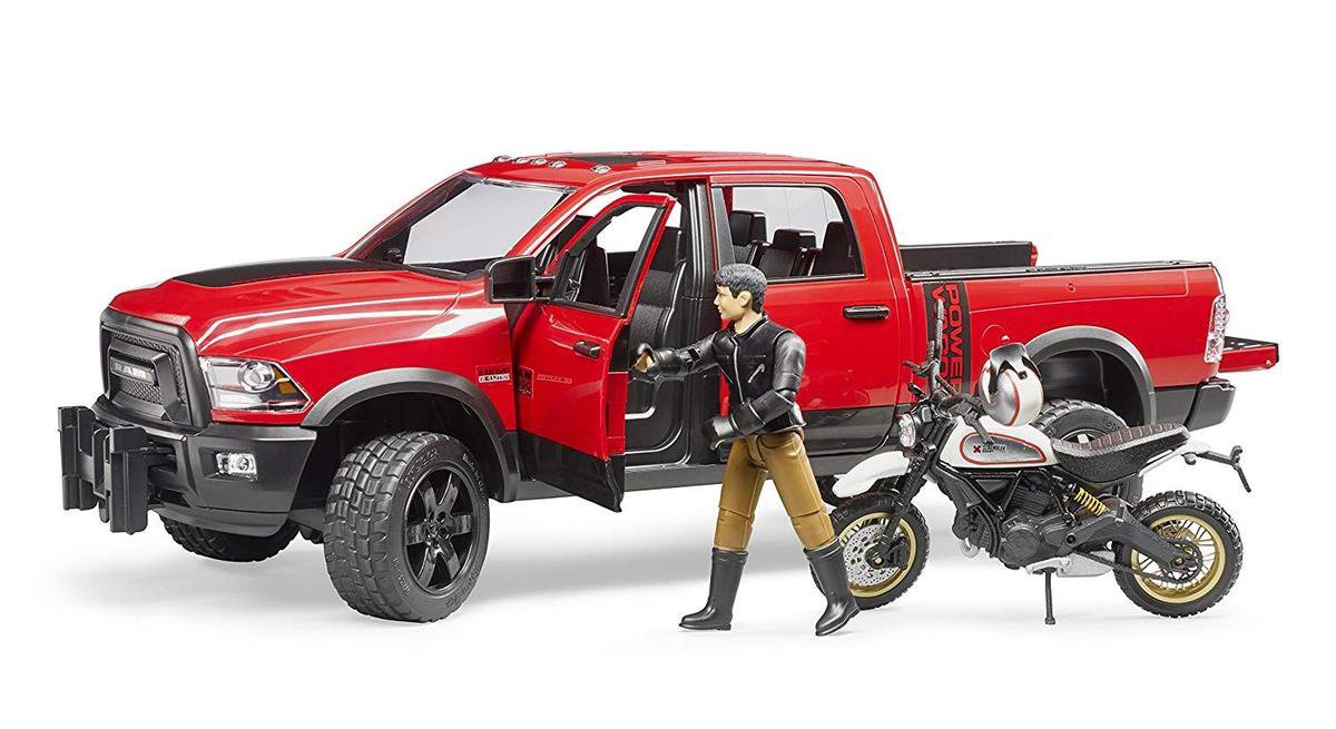 Bruder RAM 2500 Power Wagon met accessoires - Rood