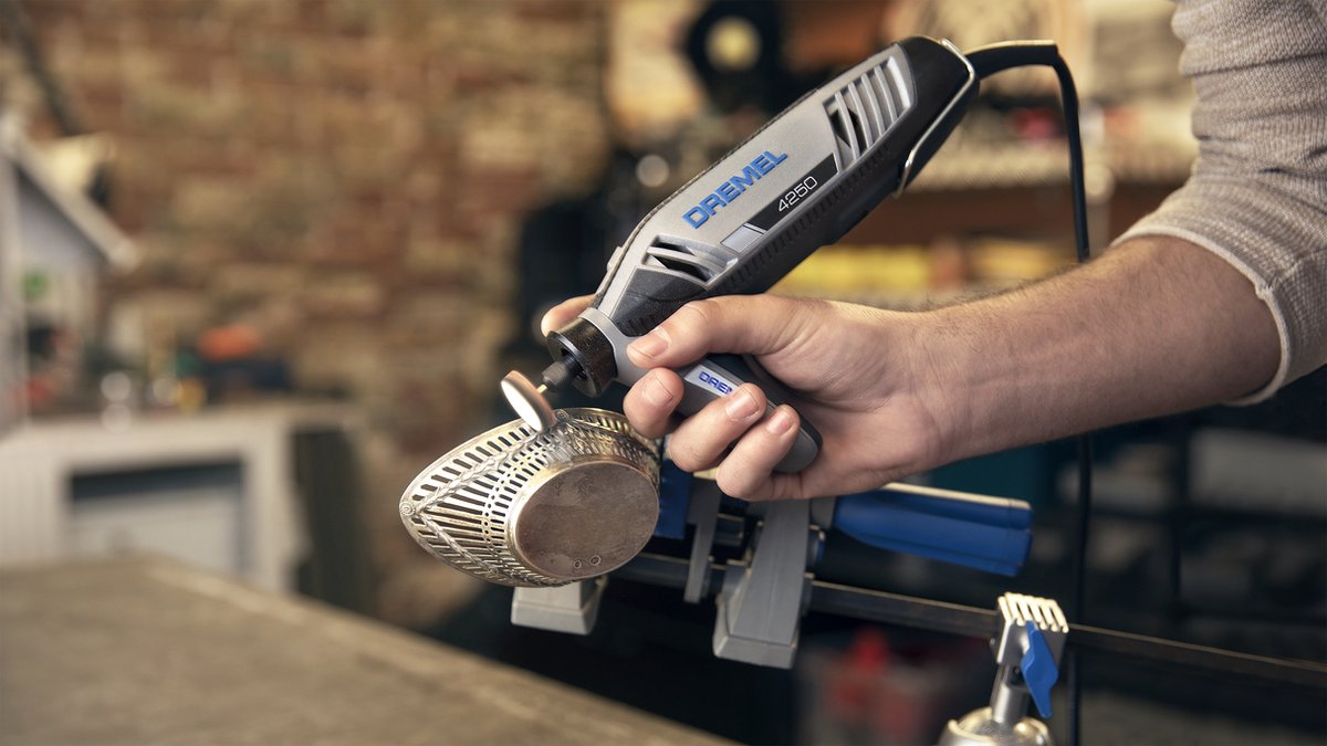 Dremel 4250 JF + 45-delige accessoireset