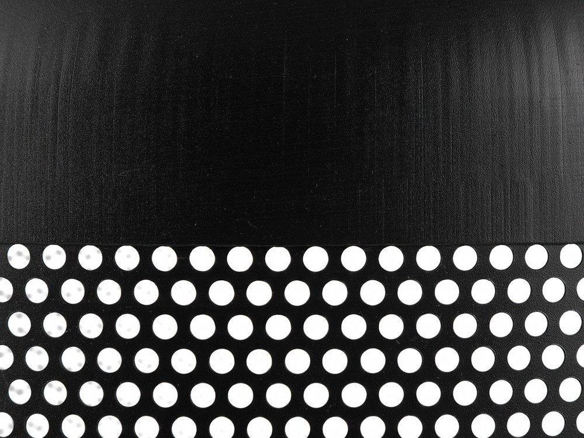 Beliani Veer Vuurkorf Staal 45 X 45 Cm - Zwart