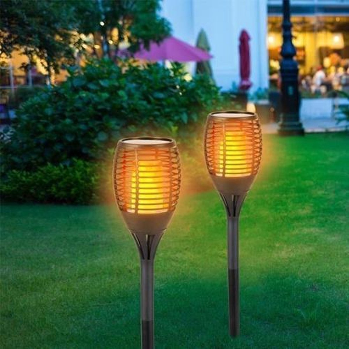 Grundig Solar Light Flame - 30 LED - Zwart