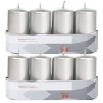 Trend Candles 8x Zilveren Cilinderkaarsen/stompkaarsen 5 X 10 Cm 18 Branduren - Geurloze Zilverkleurige Kaarsen - Woondecoraties - Silver