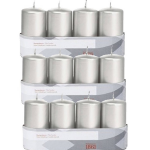 Trend Candles 12x Zilveren Cilinderkaarsen/stompkaarsen 5 X 10 Cm 18 Branduren - Geurloze Zilverkleurige Kaarsen - Woondecoraties - Silver