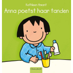 Anna poetst haar tanden