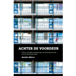 Achter de voordeur